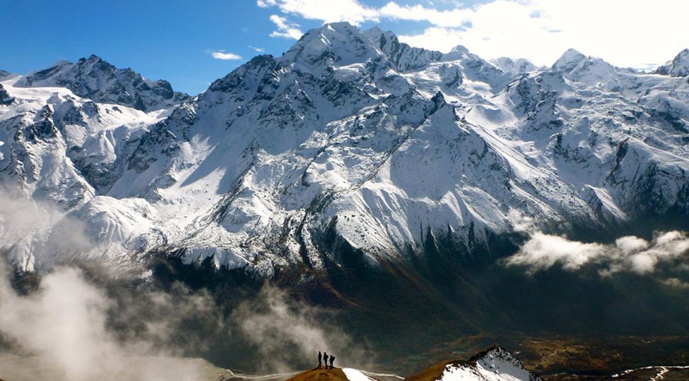 Top 7 reasons why we should hire a trekking agency in Nepal